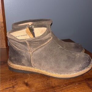 Born brand Brown Suede Ankle Boots